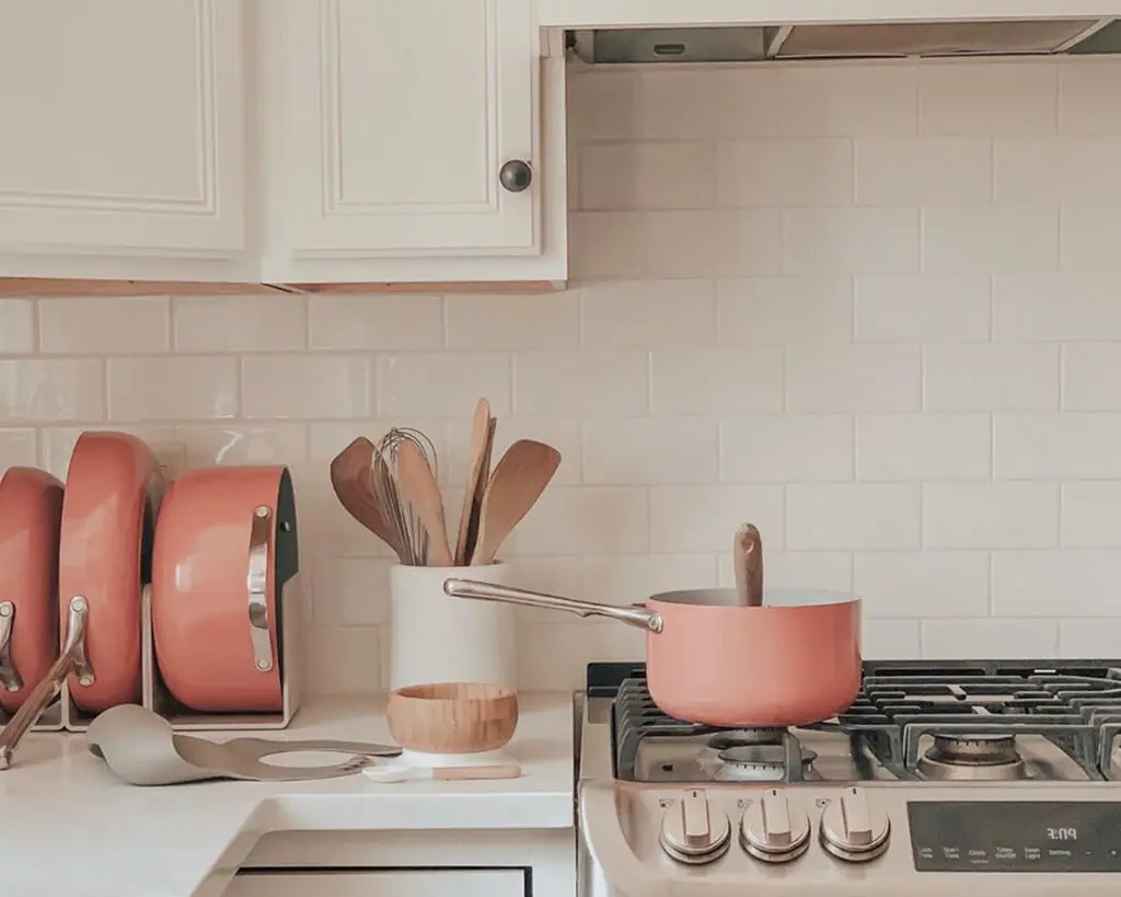 Ceramic Cookware Set - PERRACOTTA - Sauce Pan - On Stovetop