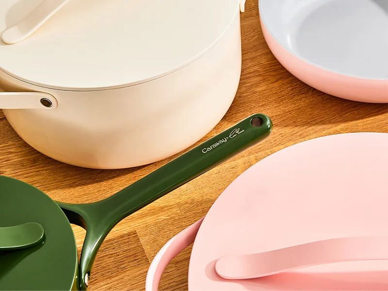 Caraway Monochrome - Zoom in shot