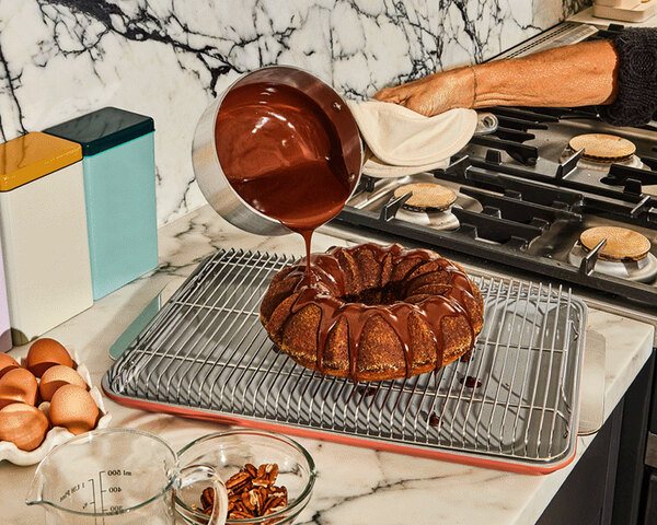 Large Baking Sheet - Perracotta - Making Bundt Cake