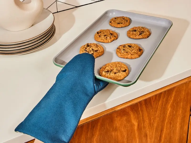 Oven Mitts - Navy - Baking Cookies