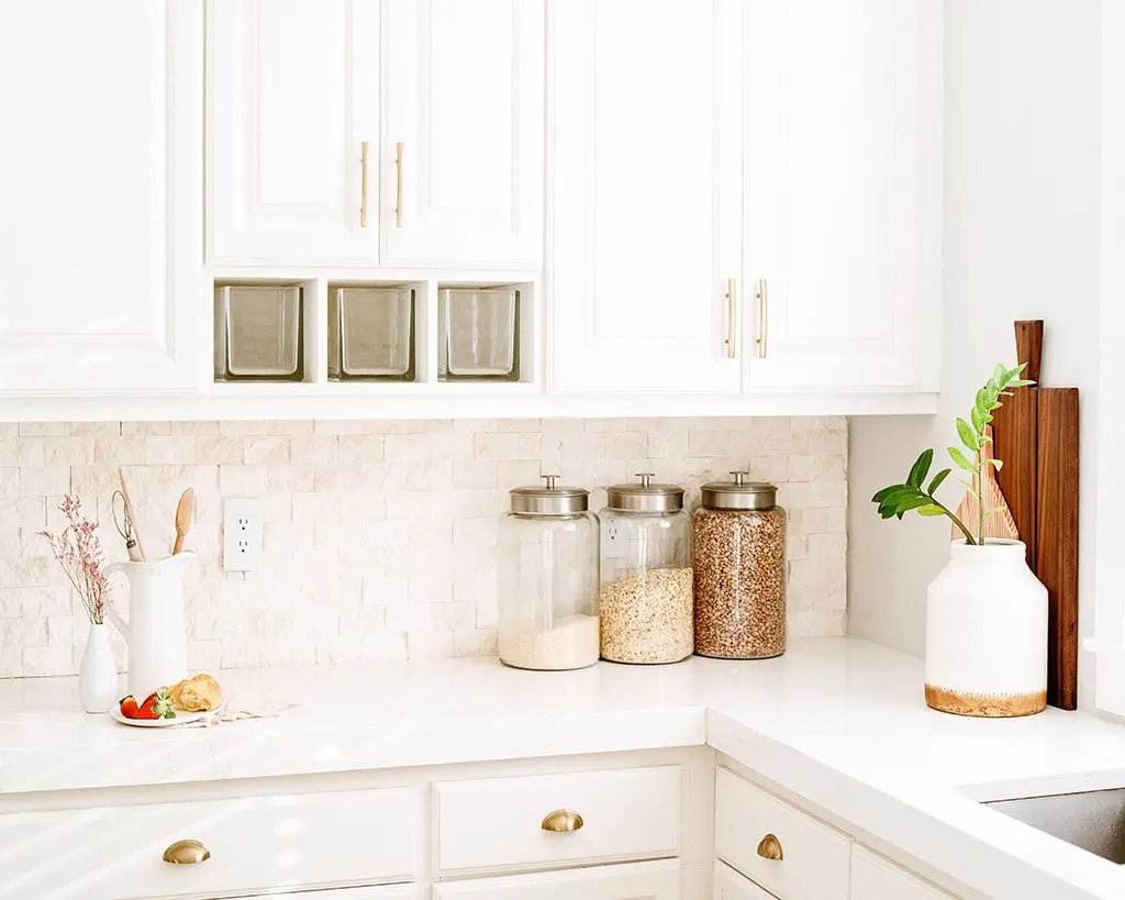 White Kitchen