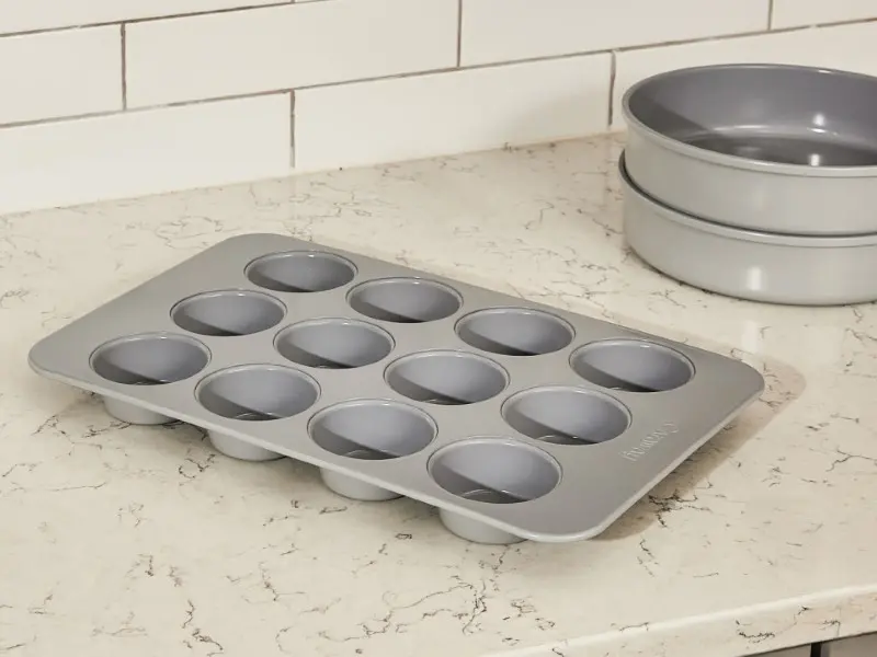 Muffin Pan - Gray - Lifestyle
