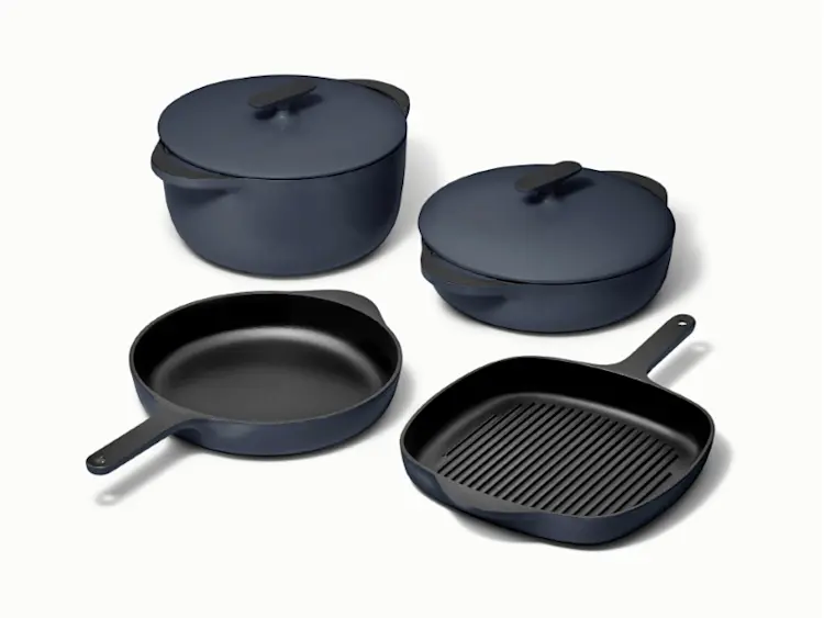 https://images.ctfassets.net/vitsw3itv0qj/2t5LqypnW06c95J8Ww6pqD/10dfccaceab189172b7de7c6094ad6f2/Enameled_Cast_Iron_Set_-__Midnight_Blue_-_Hero.jpg?q=75