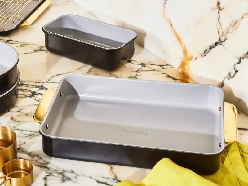 Rectangle Pan - Black - Lifestyle