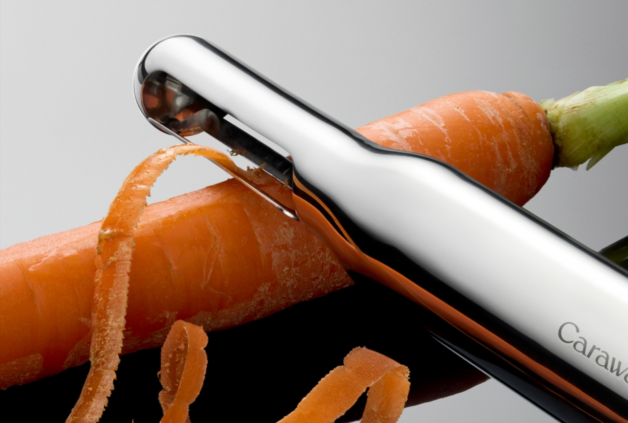 Vegetable Peeler - Stainless Steel - Peeling Carrot