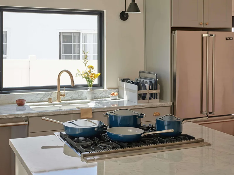 Ceramic Cookware Set - Navy - On Stovetop