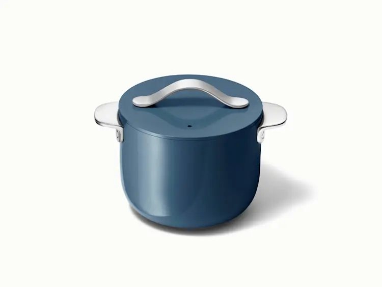 https://images.ctfassets.net/vitsw3itv0qj/4u4xd3aIE6k1dPtDNFtGJ2/c1bc731ccc5e629440c397ff463619ad/Ceramic_Petite_Cooker_-_Navy_-_Hero.jpg?q=75