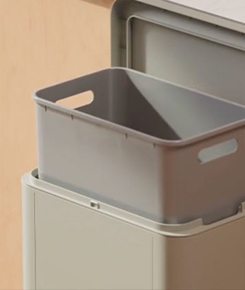 45L Rectangular Step Trash Can