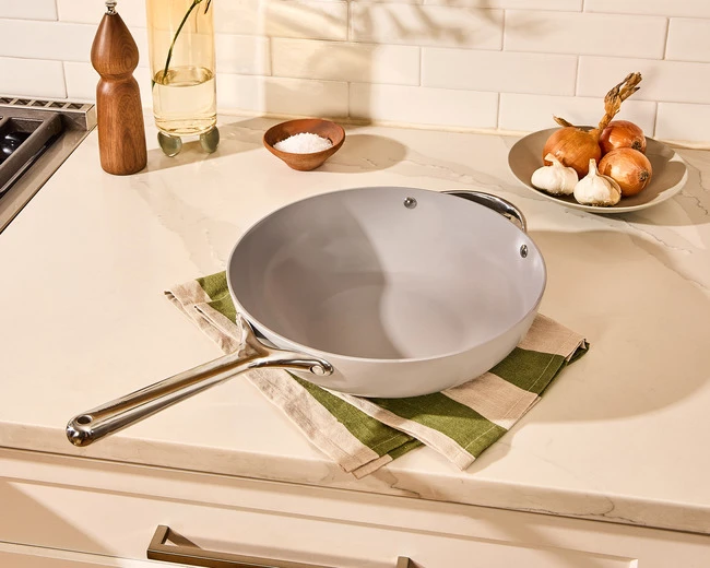 Stir Fry Pan - Gray - On Countertop