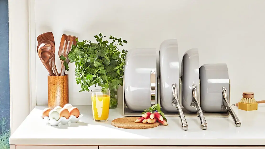 3 Advantages of Using Cookware as Kitchen Decor