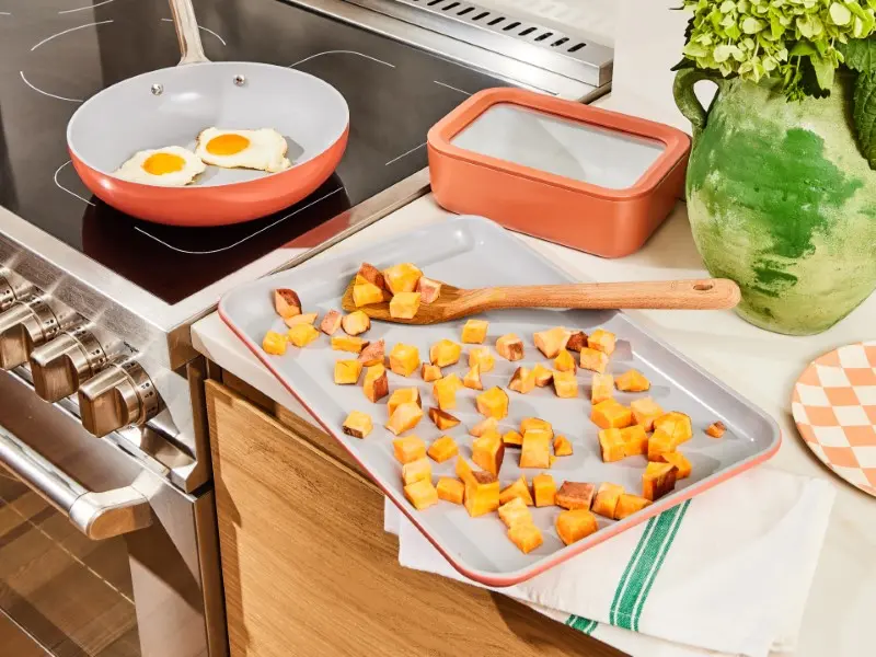 Medium Baking Sheet - Perracotta - Making Breakfast