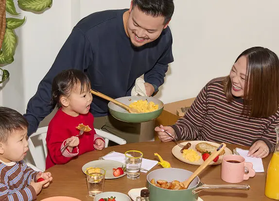 Cookware Set Marketing Module - Family - Tablescape - Sage - Lifestyle - Desktop