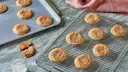 Baking and Cooling Duo - Cream - with cookies
