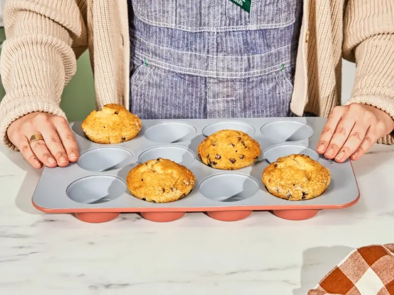 Muffin Pan - Perracotta - Lifestyle