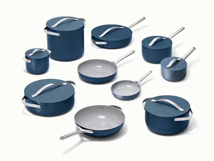 https://images.ctfassets.net/vitsw3itv0qj/6iK2DIuFoKW2JPPB3ajf9b/da4df500609a111dae1f769f26239f61/Utlimate_Cookware_Collection_-_Navy_-_Hero.jpg?q=75