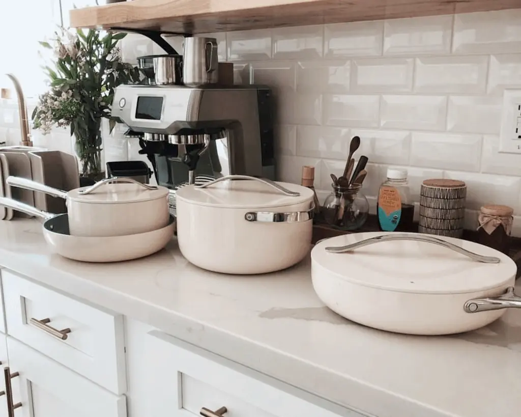 Ceramic Cookware Set - Cream - On kitchen