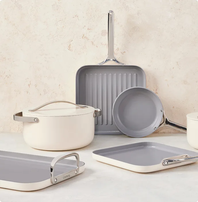 Ceramic Cookware - Cream - Still Life - Desktop