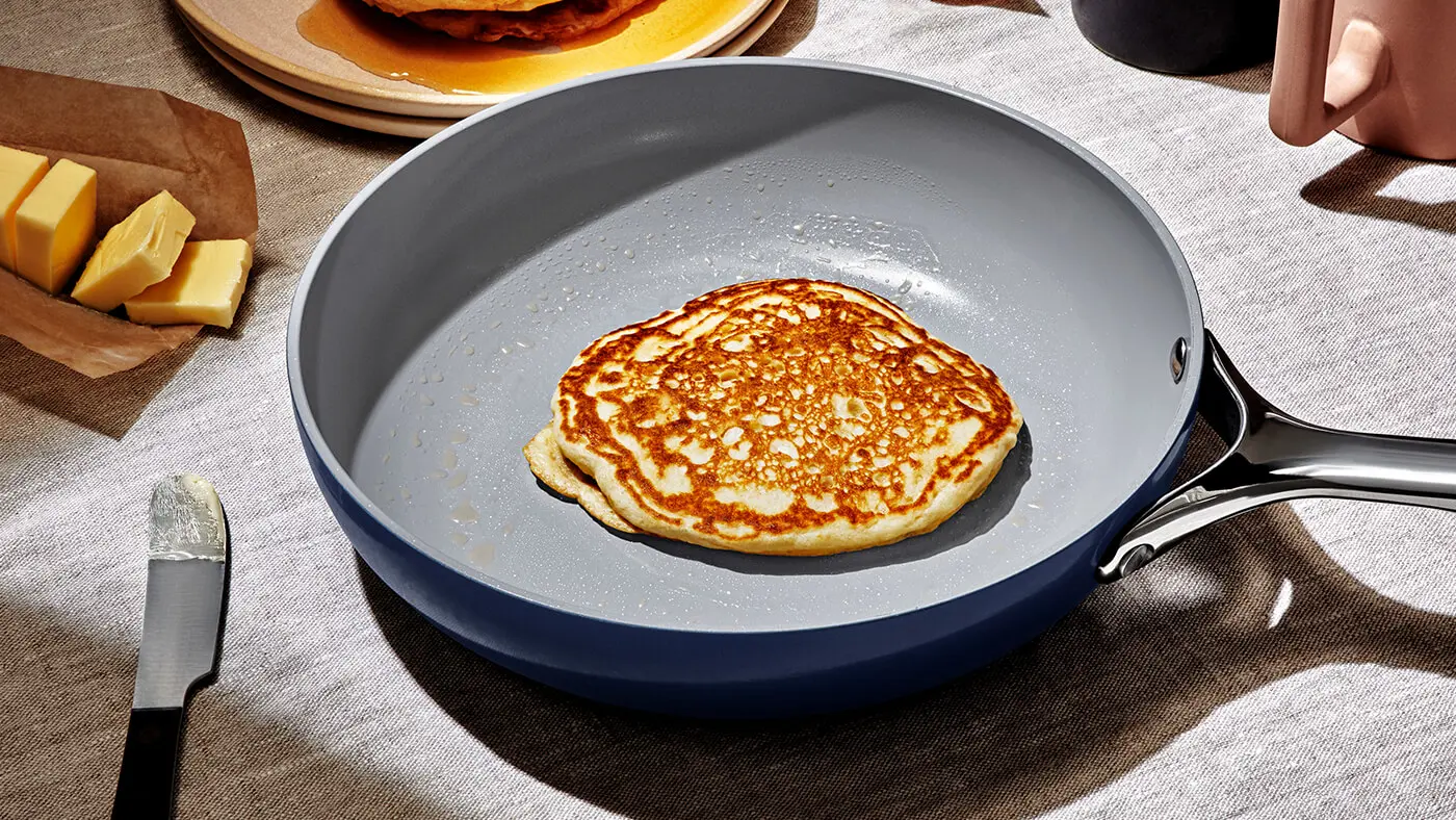 Ceramic Fry Pan - Navy - Frying Pancake