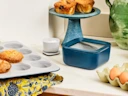 Small Container - Navy - Lifestyle