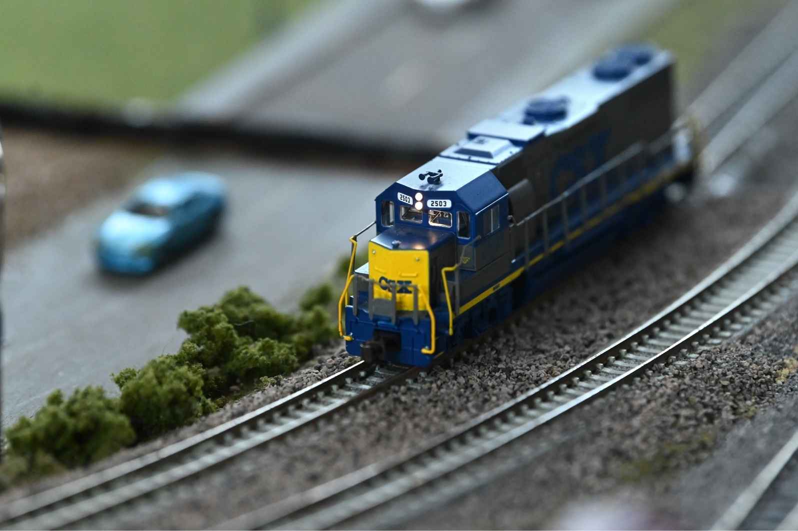 Modèles réduits de trains Märklin et H0 d'occasion