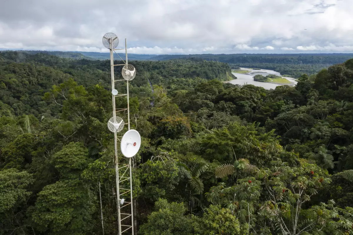 mexicanos-enfrenta-barreras-para-acceder-a-un-teléfono