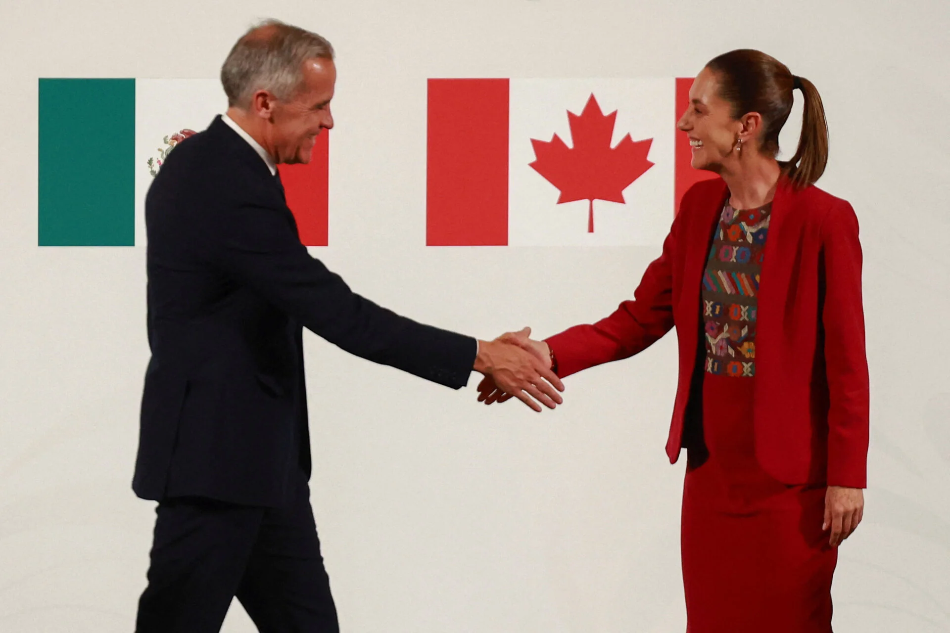 México y Canadá toman caminos comerciales diferentes ante China y EU.