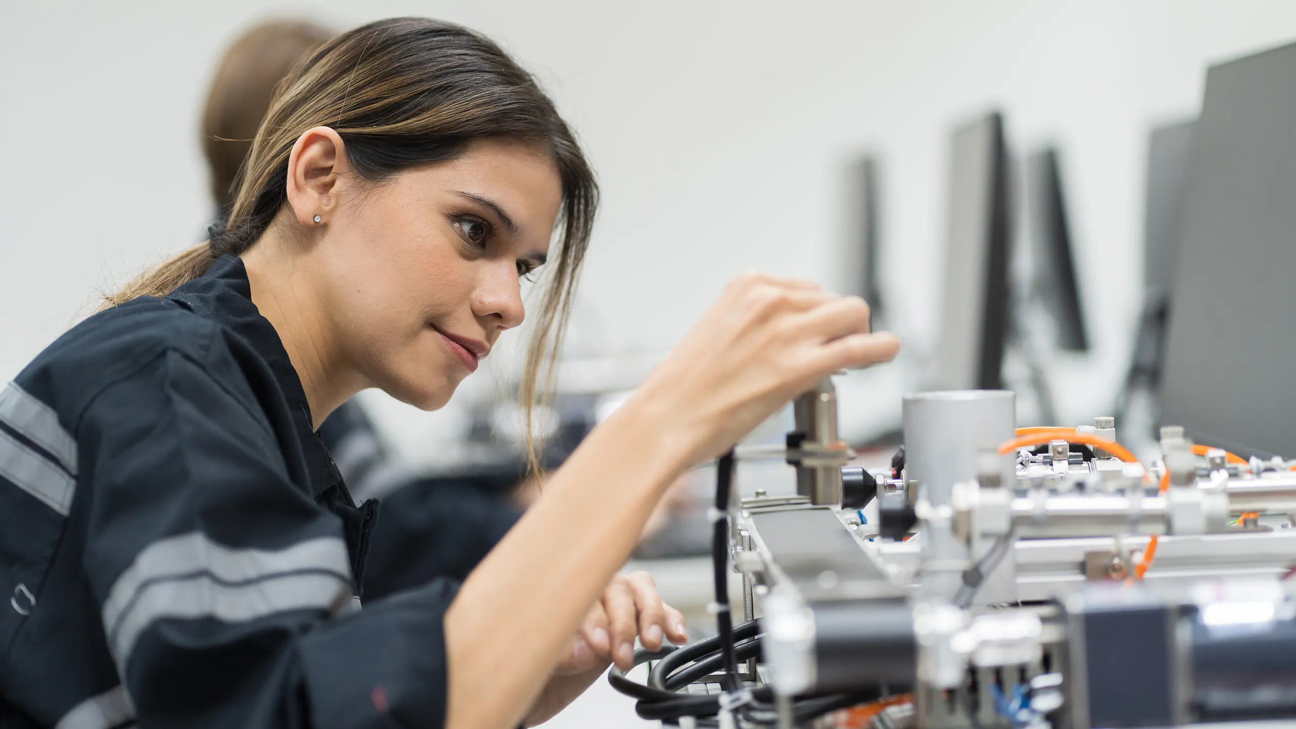 El 26% de las líderes tech en México no recibe apoyo; la sororidad emerge como clave.