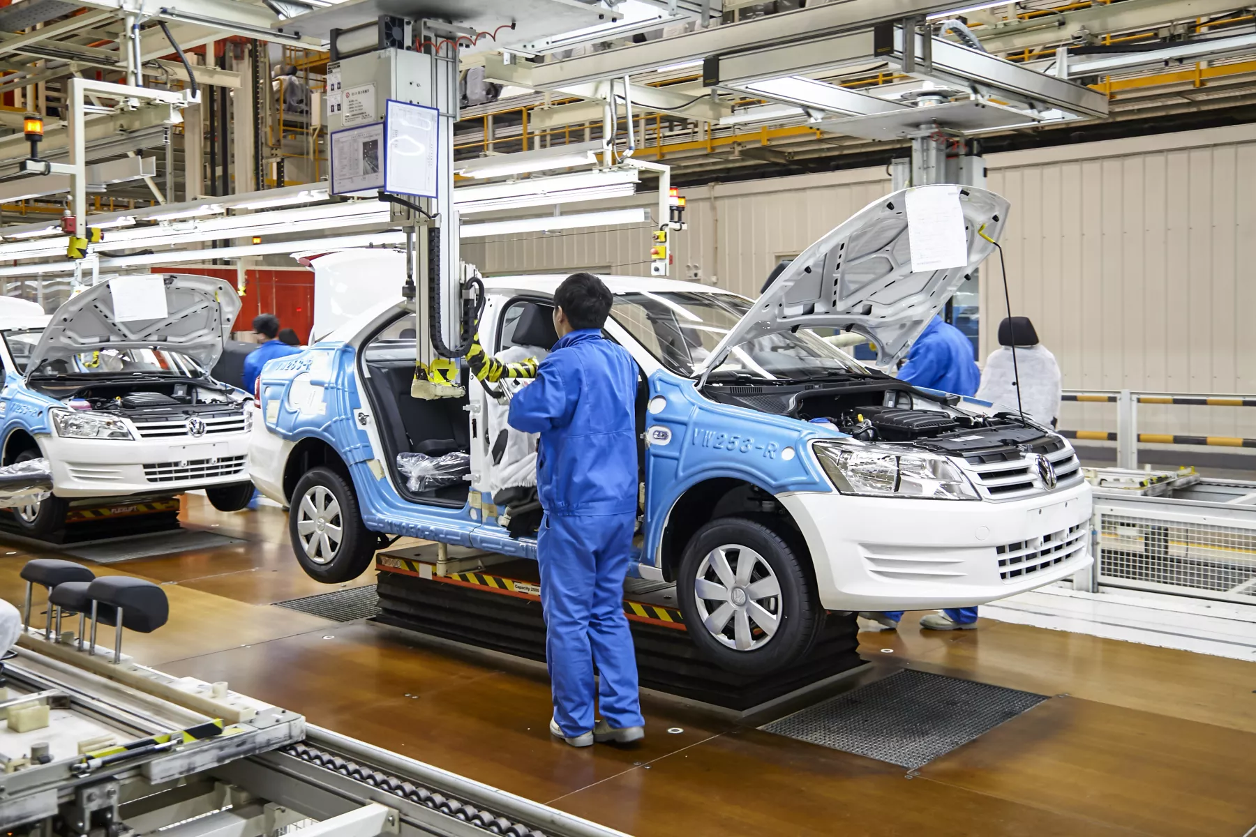 AUTOMOVIL-CHINO-T-MEC