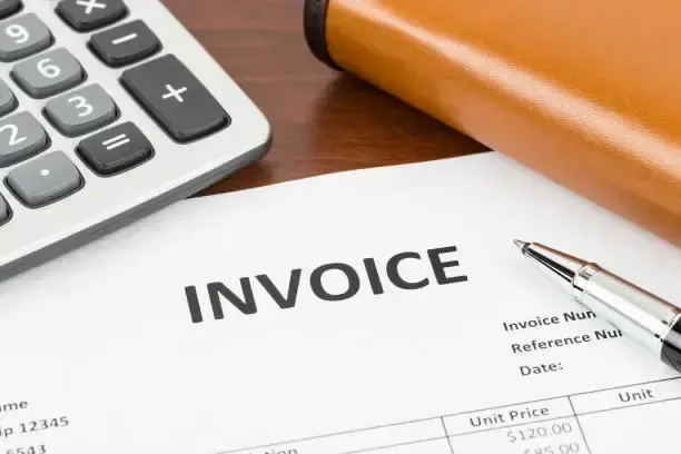 Invoice Discounting vs. Factoring: Key Differences | Drip Capital