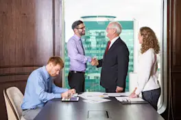 Government PO Funding: How to Choose the Right Partner for Seamless Execution
