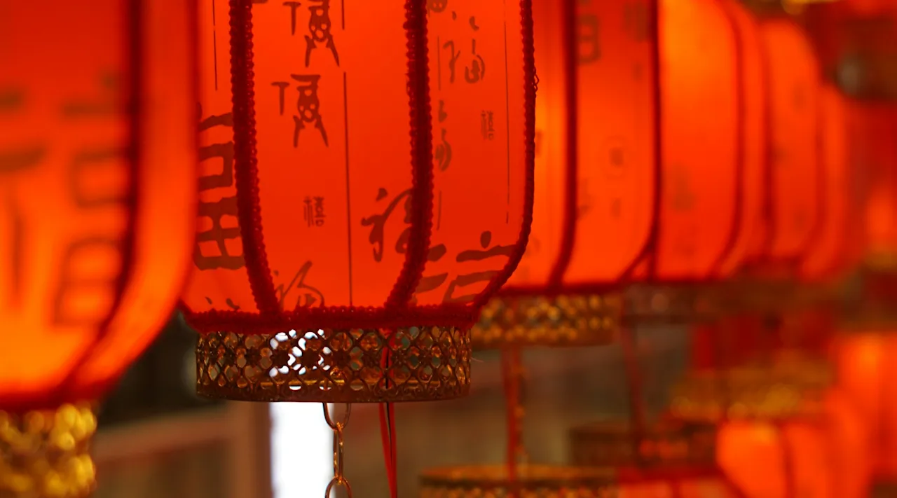 Chinese New Year 2027: Factory Shutdowns & What It Means for Your Supply Chain