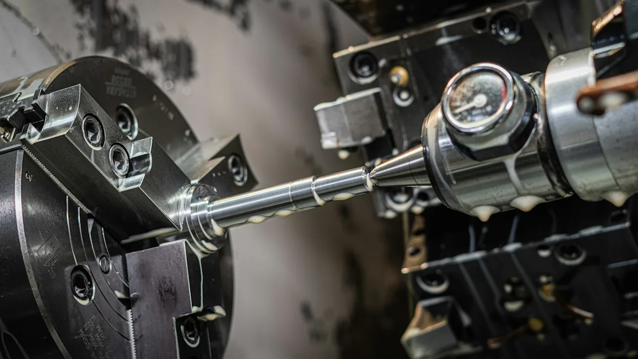 Equipment Financing vs. Working Capital: How to Fund Your Next Equipment Purchase