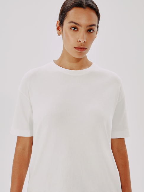 LUXE SEAMED SHORT SLEEVE WHITE A123CT037-CO-WHT1