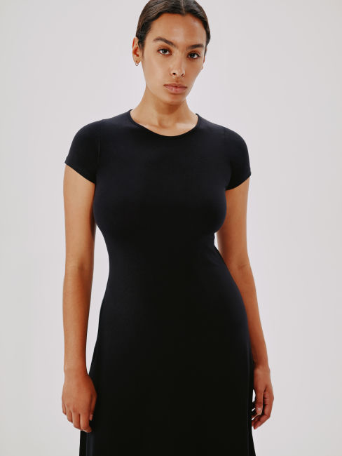 FITTED TEE DRESS BLACK A222CT024-TC-BLK1