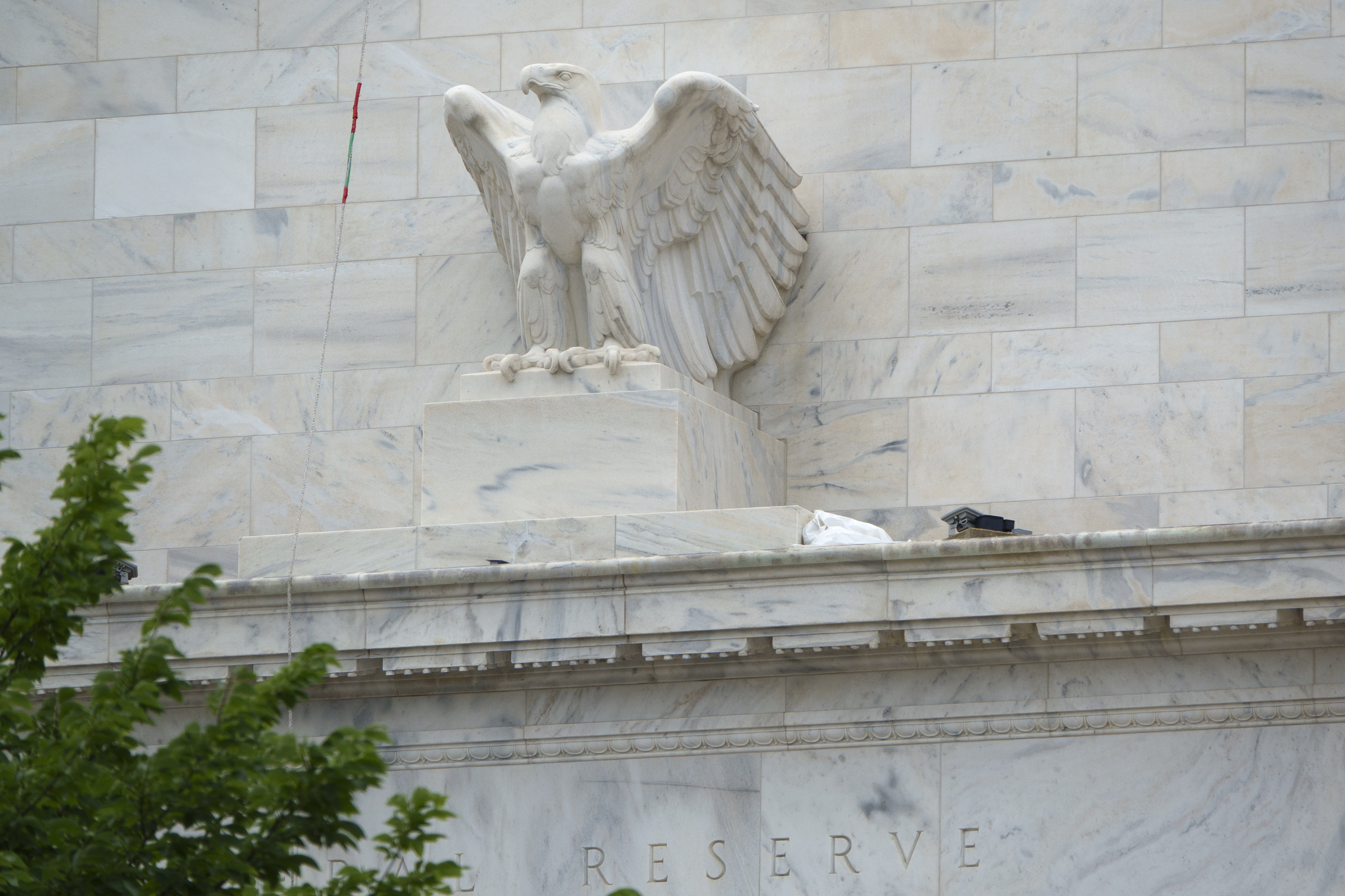 Warsh's Fed debut puts the dot plot and independence in focus