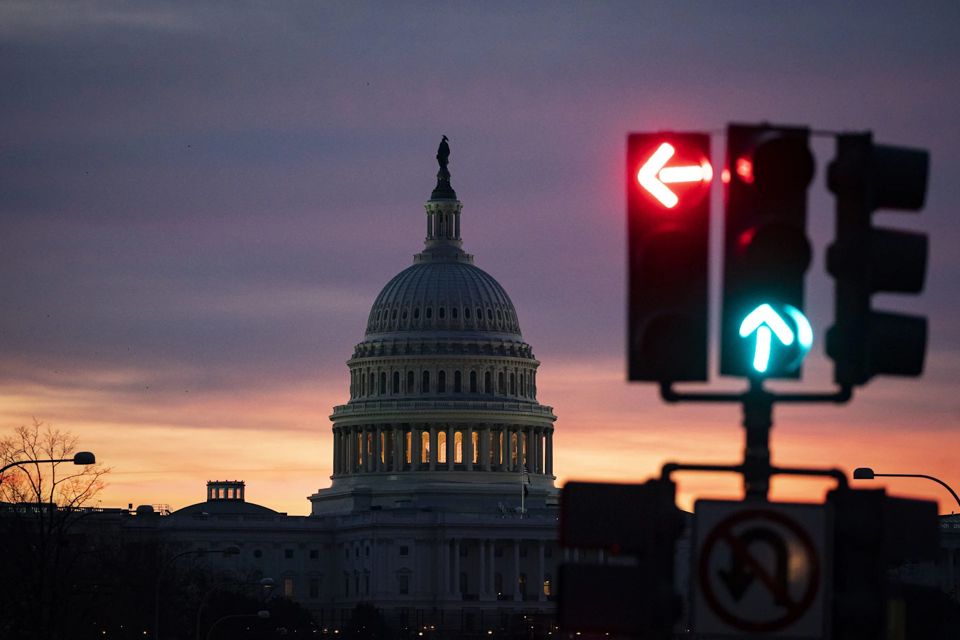 US Politics with street lights