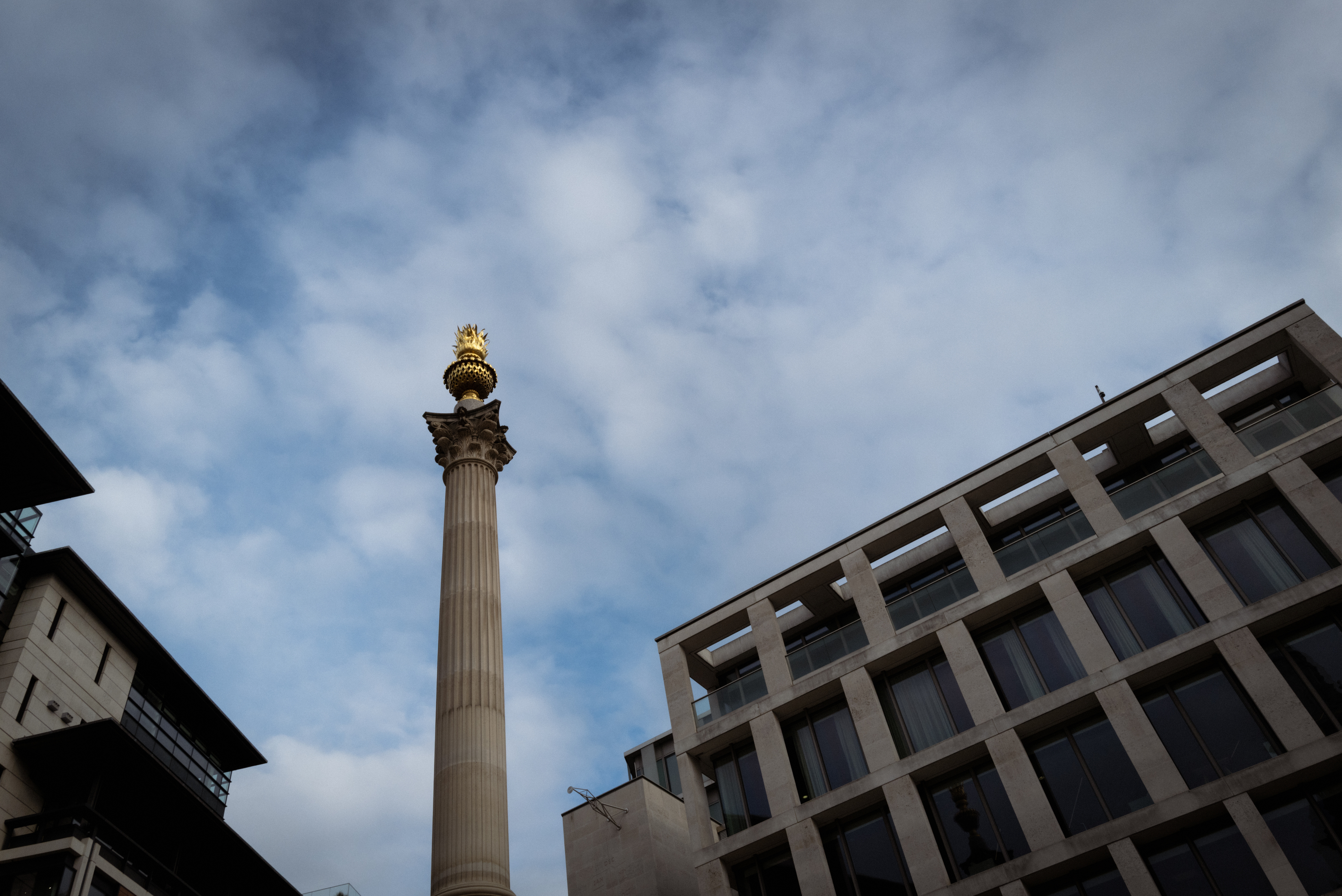 FTSE 100 extends losses after the open as inflation concerns resurface
