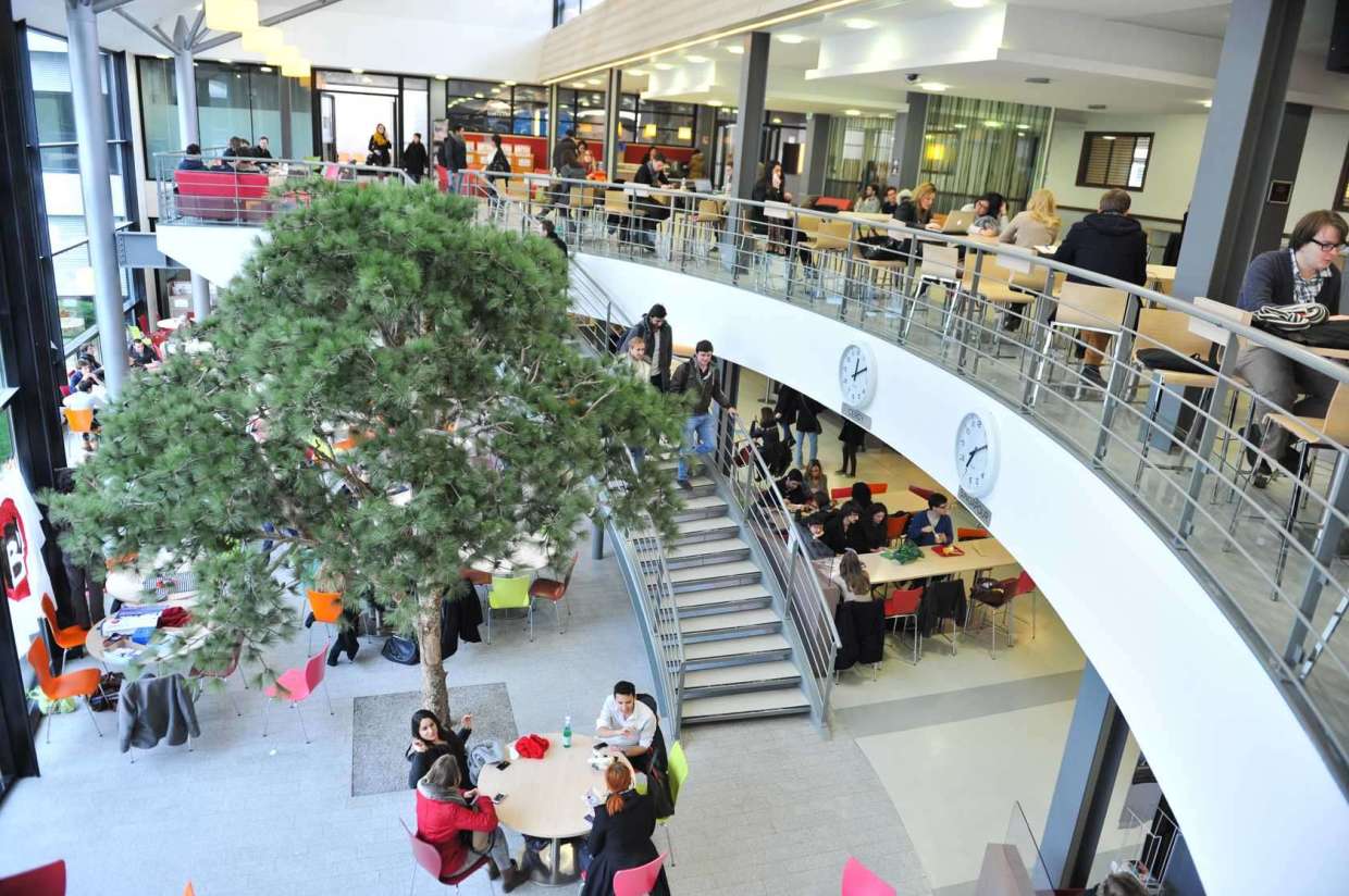  interior-campus-paris-cergy