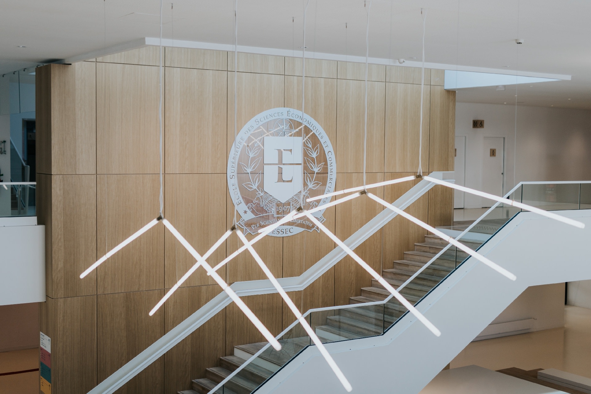 ESSEC-Campus-2025-Grand-Hall-Home-Page