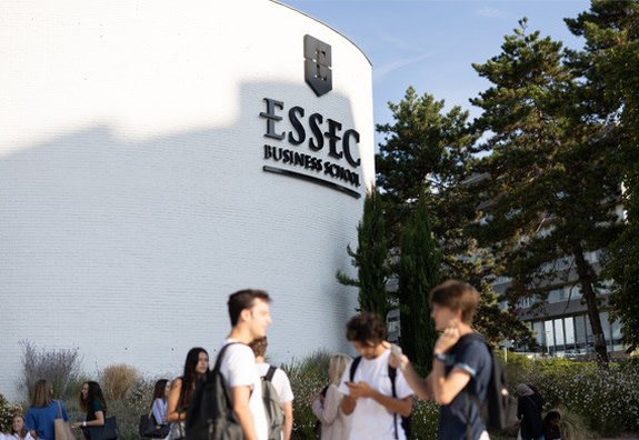 change-now---les-echos-start---l-essec--1ere-ecole-en-france-sur-les-enjeux-de-transition-ecologique