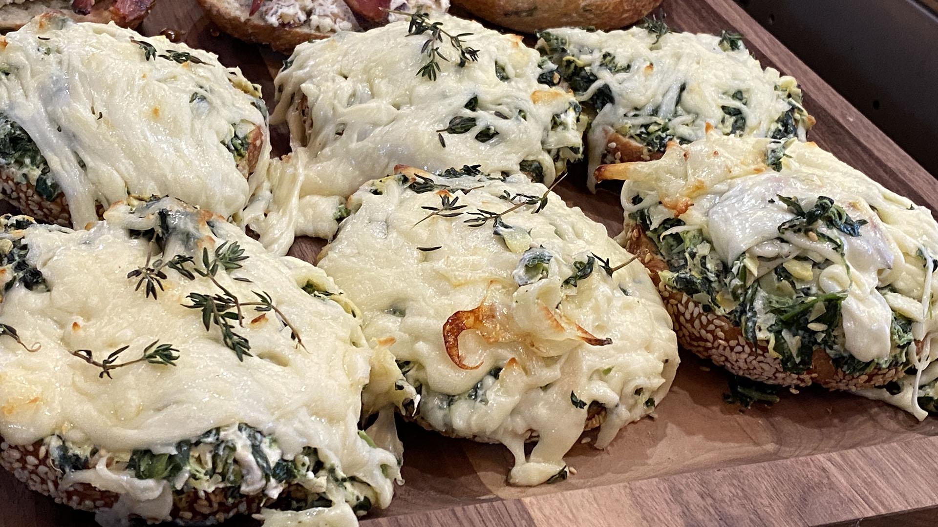 Warm Artichoke and Spinach Bagels | Bagel Lab