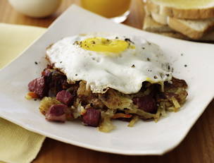 Ham and Spinach Hash with Fried Eggs