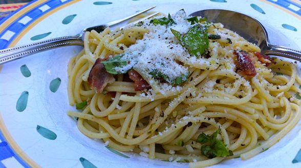Summer Herb Spaghetti with Crumbled Bacon