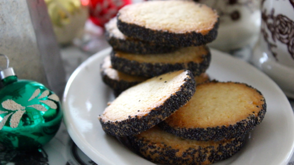 Lemon Poppy Seed Shortbread