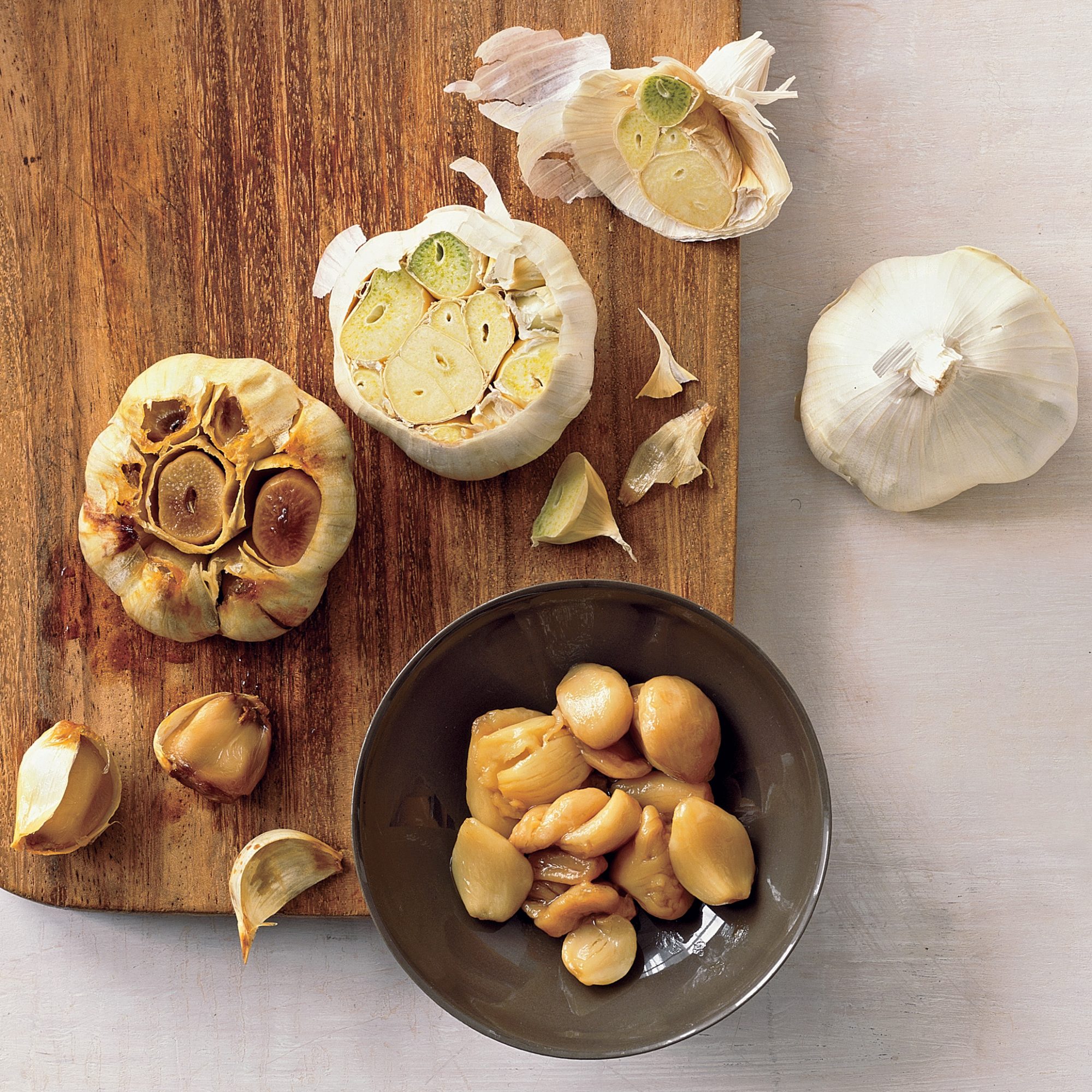 Rachael Ray's Easy Roasted Garlic