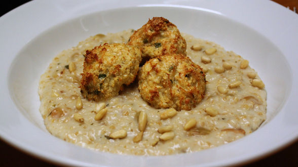 Fennel, Rosemary and Honey Oatmeal with Chicken Sausage Meatballs