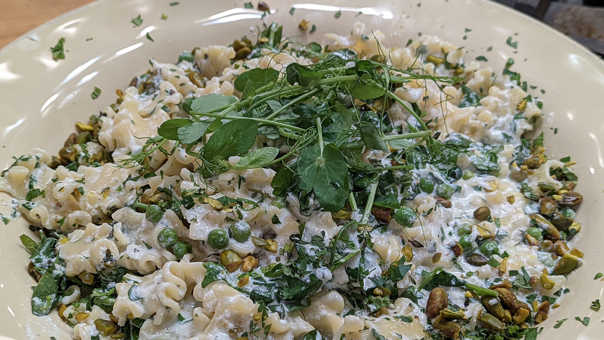 Pasta with Peas, Ricotta and Pistachio