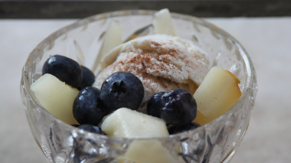 Ginger-Poached Pears with with Ice Cream and Blueberries