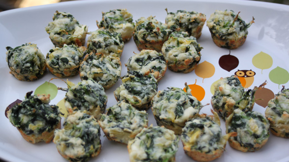 Mini Muffin Spinach and Artichoke Bites