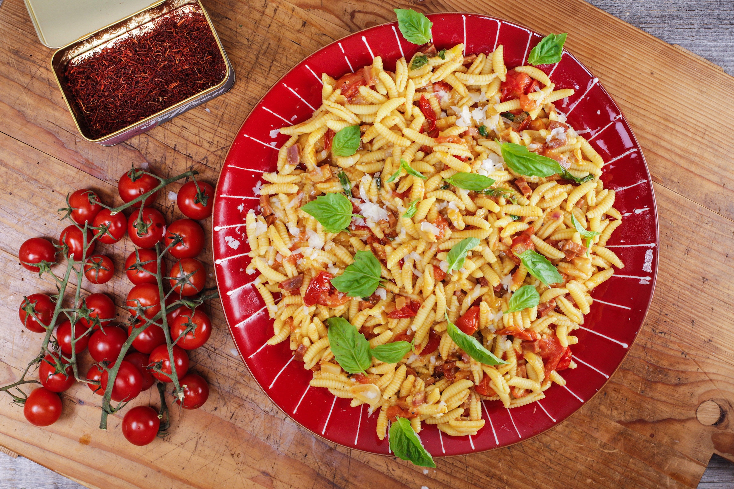 Rachael's Pasta with Smoked Ham, Saffron and Cherry Tomato Sauce Recipe |  Rachael Ray